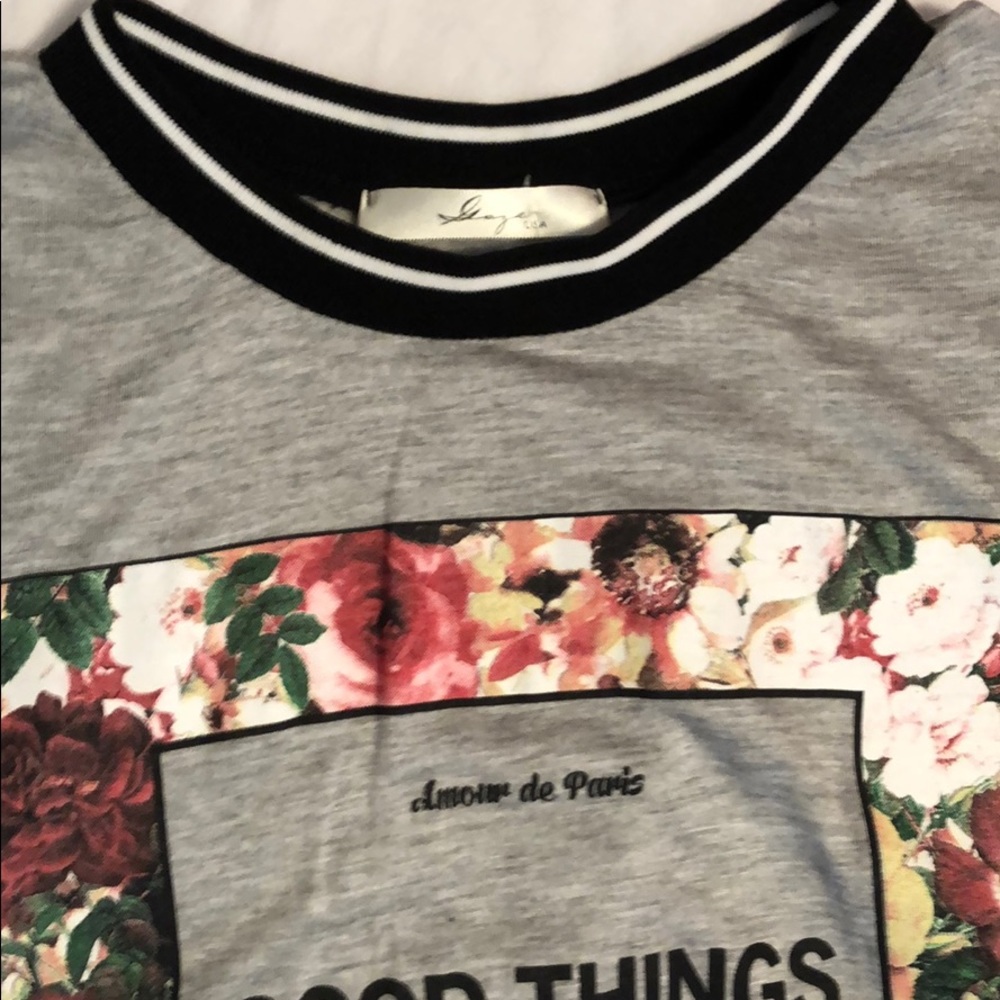 Graphic tee - Picture 3 of 3